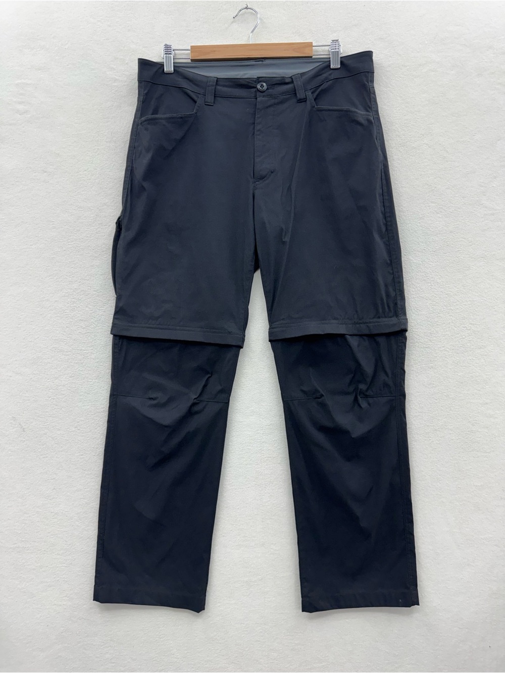 Eddie Bauer Pants Mens 34x30 Black Zip Off Convertible Tech Hiking Cargo Stretch